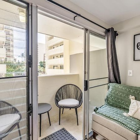 Bright & Cozy Condo Unit With Balcony! Honolulu Exterior foto
